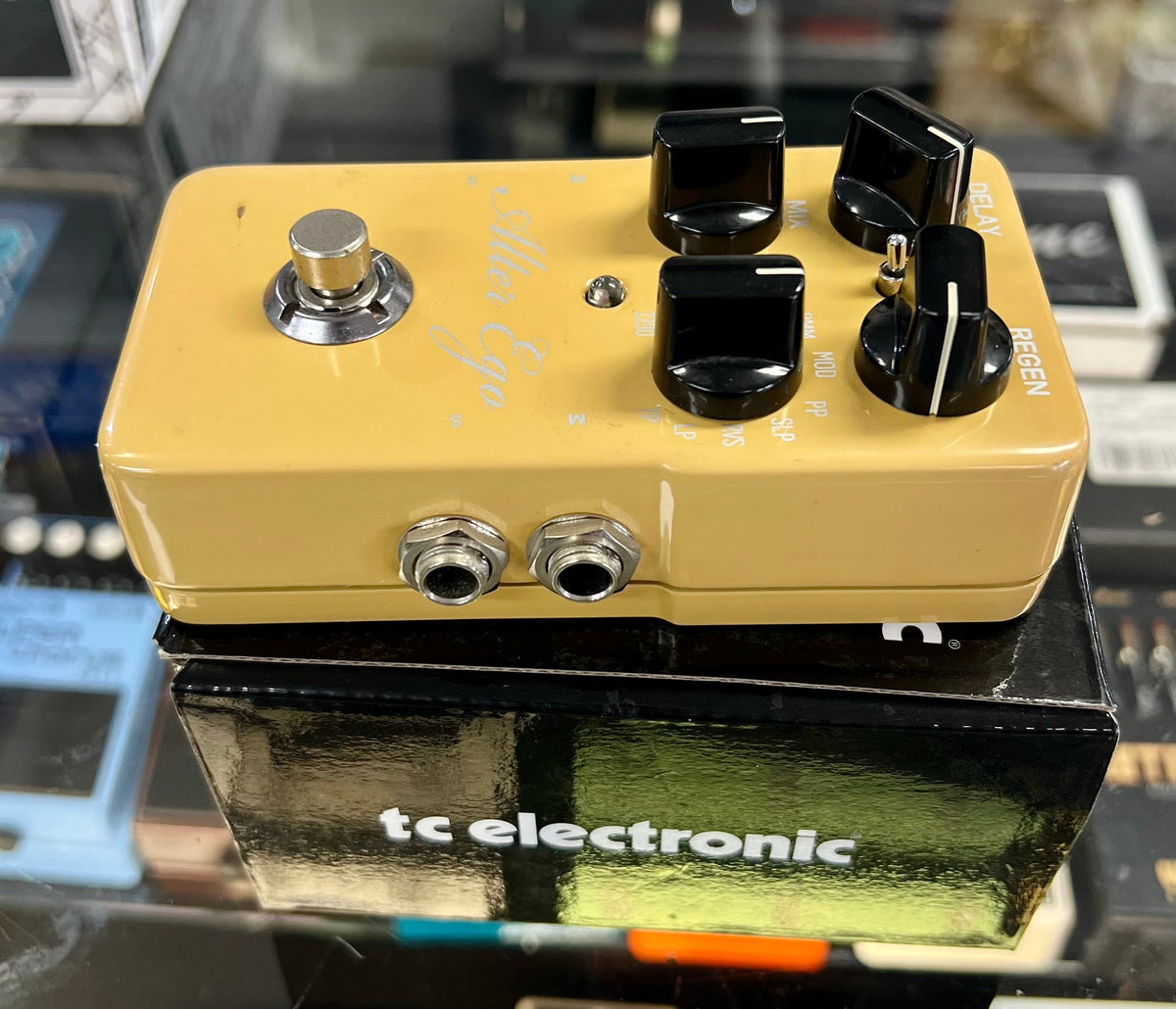 TC electronic Alter ego V1 TC Electronic Alter Ego Delay | Reverb UK