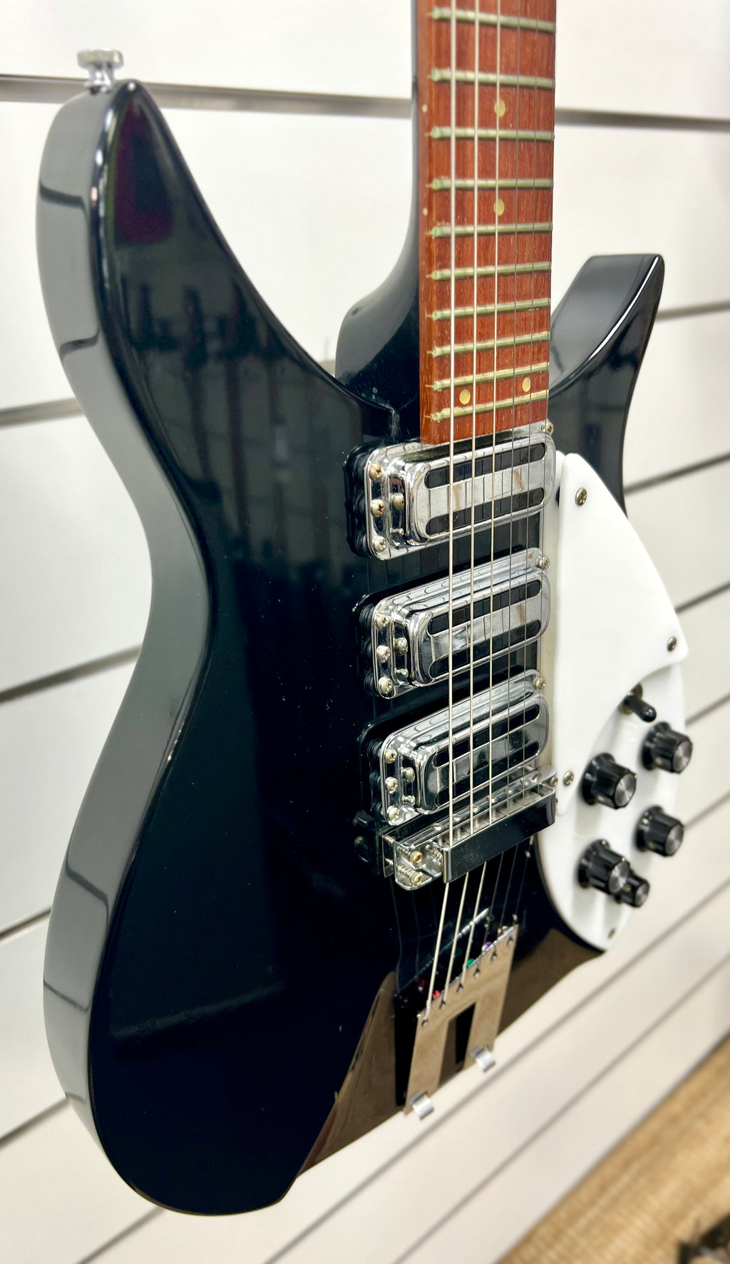 1993 Rickenbacker 350 Liverpool JG - Jetglo w/ Hard Case, Tags & Accent Vibrato ( Pre Owned )-Rickenbacker-Infinite Music