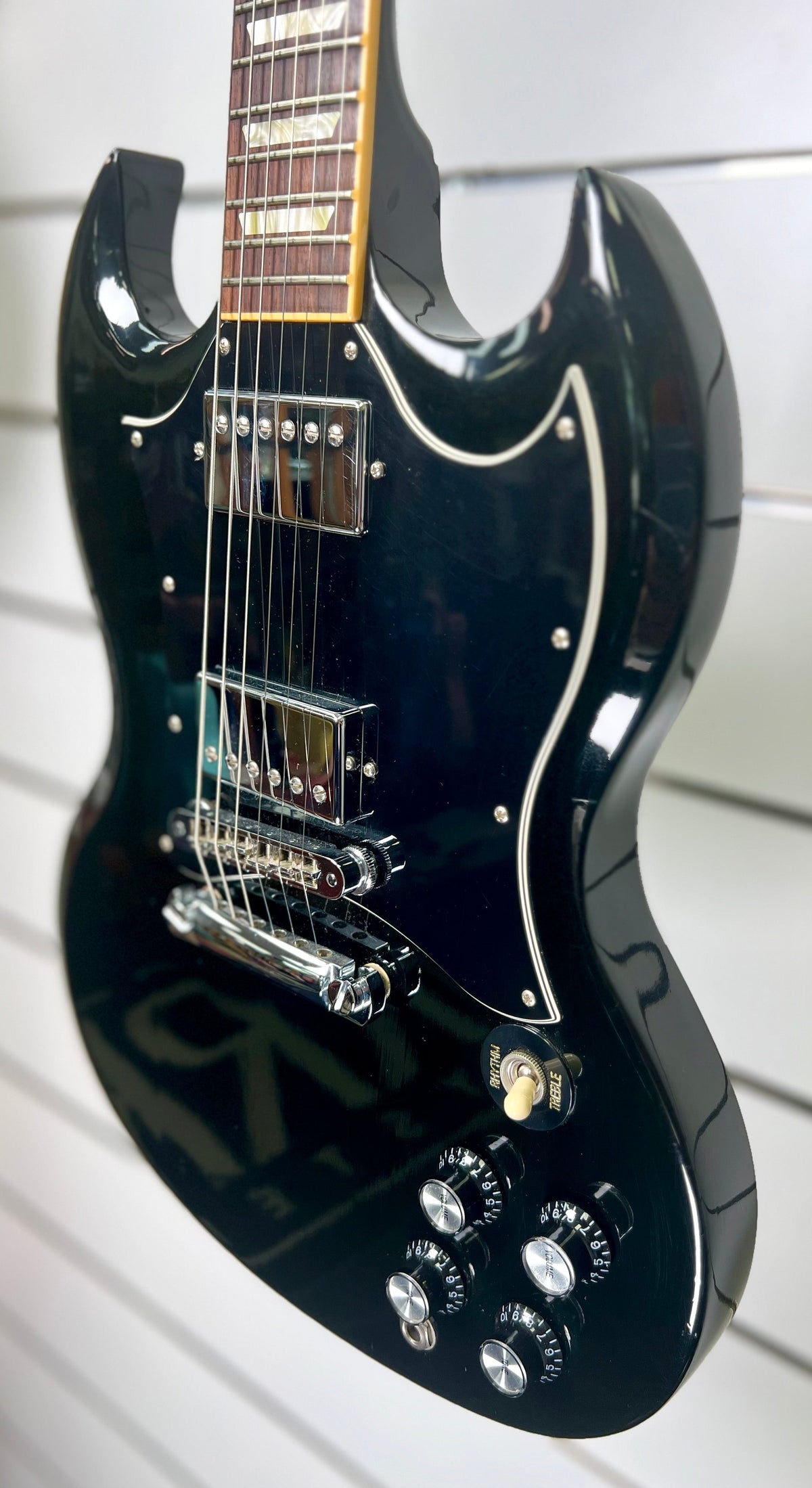 2009 Gibson SG STD EBONY - With Original Hard Case ( Pre Owned)-Gibson-Infinite Music