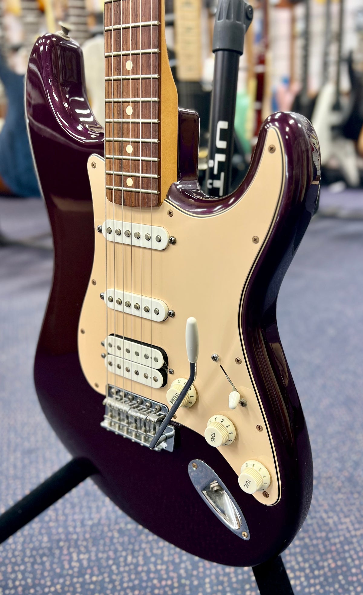 2011 Fender Standard Stratocaster HSS - Midnight Wine ( Pre Owned ... Made In Mexico )-Fender-Infinite Music