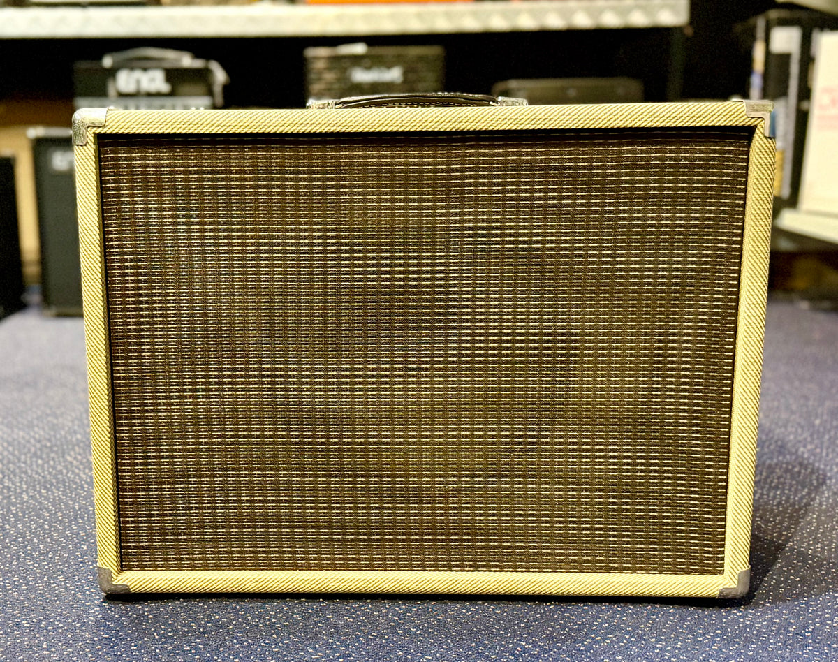 2016 Peavey Classic 112-C 60Watt V30 1x12 Guitar Extension Cab. (Pre Owned)-Peavey-Infinite Music