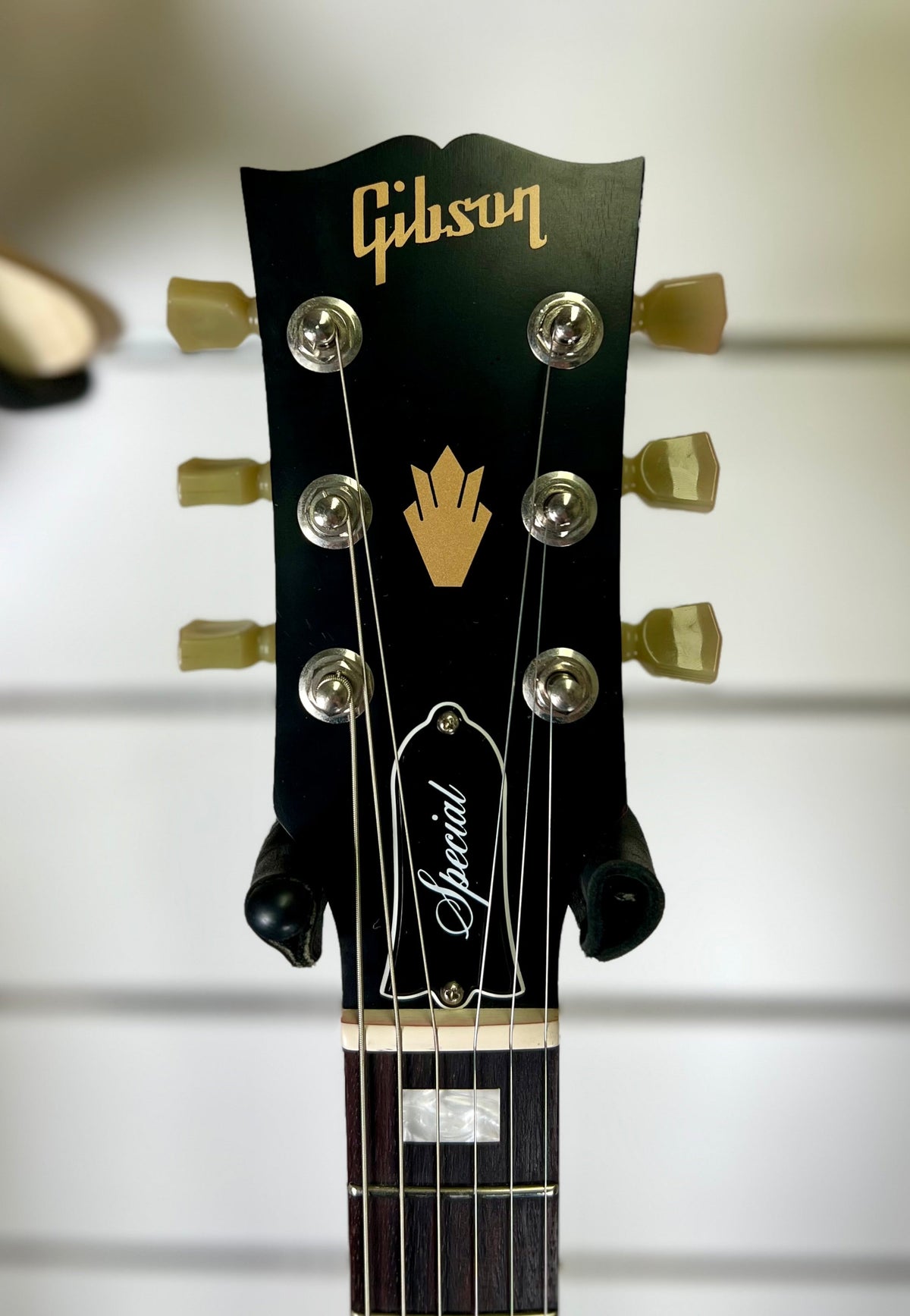 2018 Gibson SG Special - Satin Cherry - Deluxe Softshell Bag ( Pre Owned )-Gibson-Infinite Music