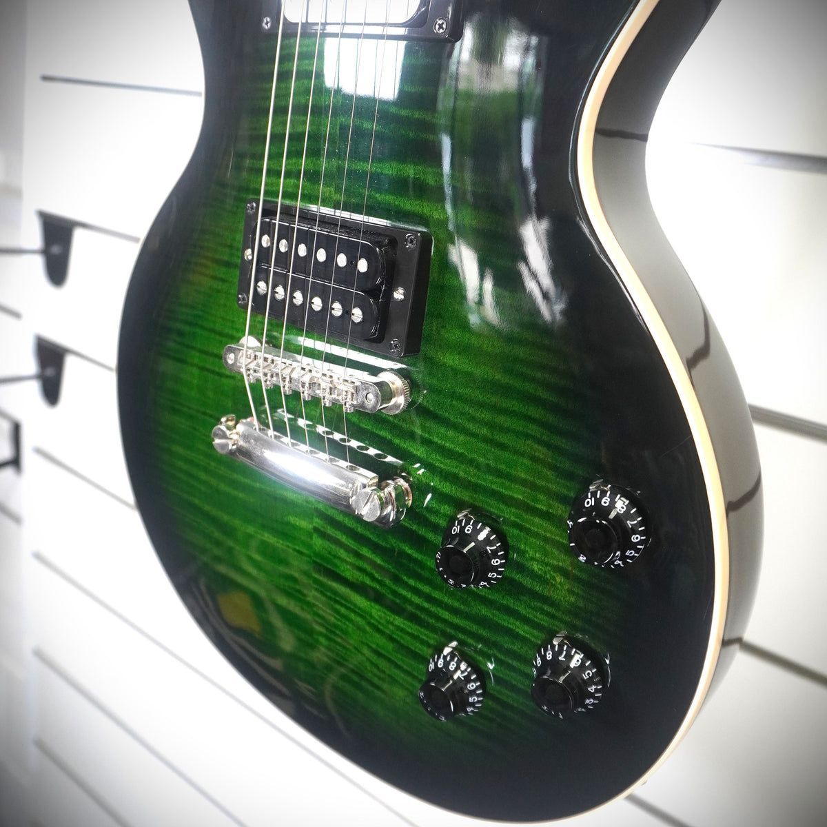 2019 GIBSON SLASH LES PAUL LTD ED - ANACONDA BURST- W/-Case ( Pre Owned )-Gibson-Infinite Music