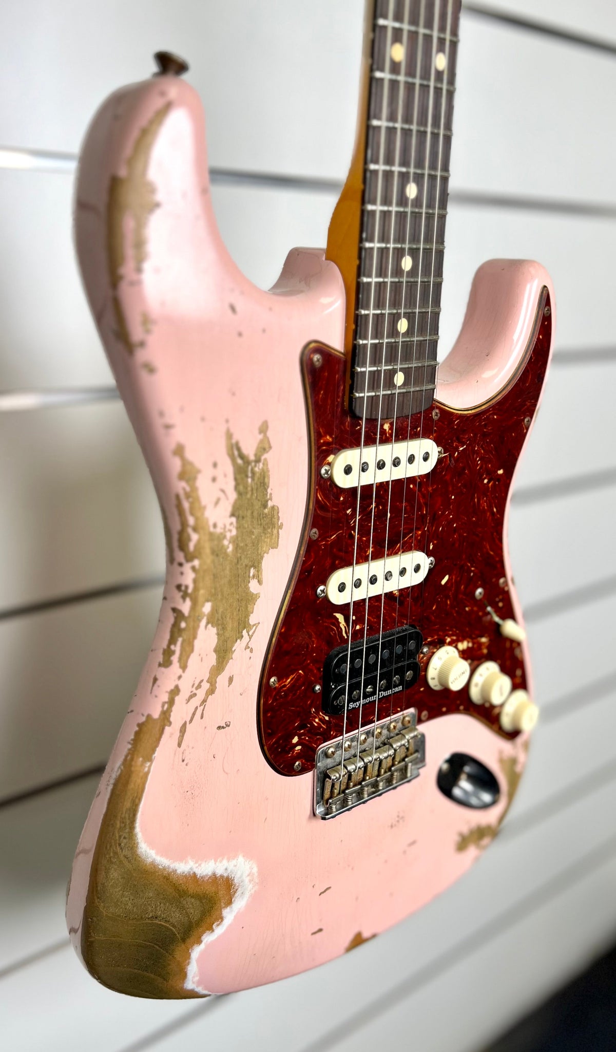 2021 Fender Custom Shop LTD Series 62 Heavy Relic Stratocaster HSS - Shell Pink ( Pre Owned)-Fender-Infinite Music