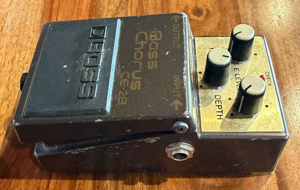 Boss CE-2B Bass Chorus Pedal - Taiwan - May 1994 ( Pre Owned... In Box) BG21819-Boss-Infinite Music