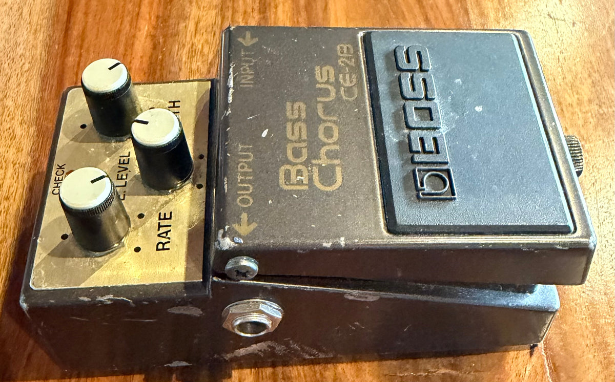 Boss CE-2B Bass Chorus Pedal - Taiwan - May 1994 ( Pre Owned... In Box) BG21819-Boss-Infinite Music