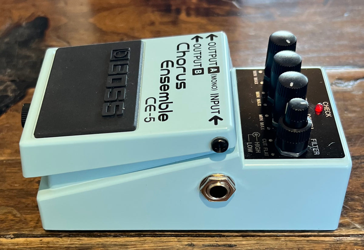 Boss CE-5 Chorus Ensemble Pedal- Taiwan - Jan 2016 ( NO BOX) ( Pre Owned)-Boss-Infinite Music
