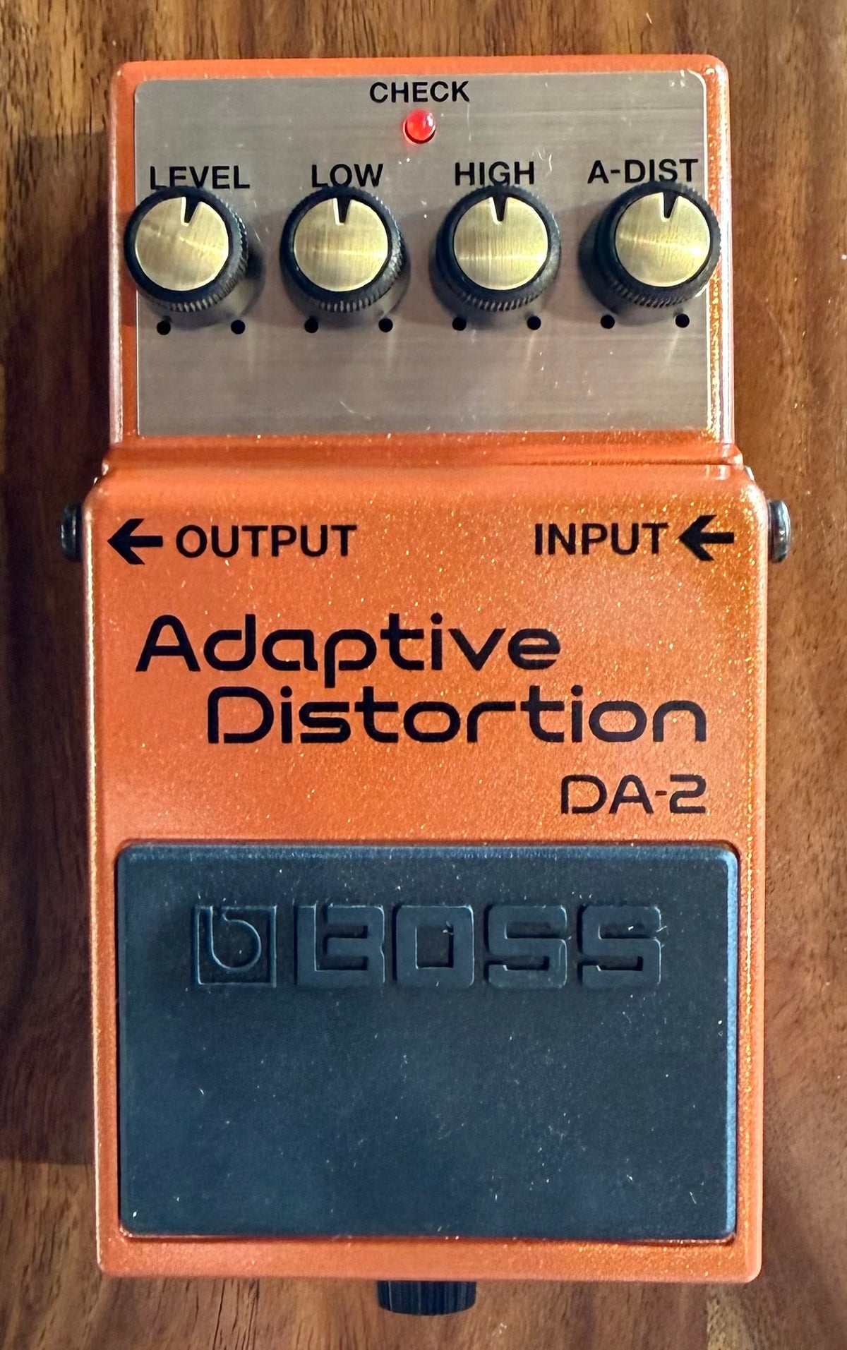 Boss DA-2 Adaptive Distortion Pedal- Taiwan -April 2013 ( Pre Owned... In Box...Mint) Z9C5168-Boss-Infinite Music