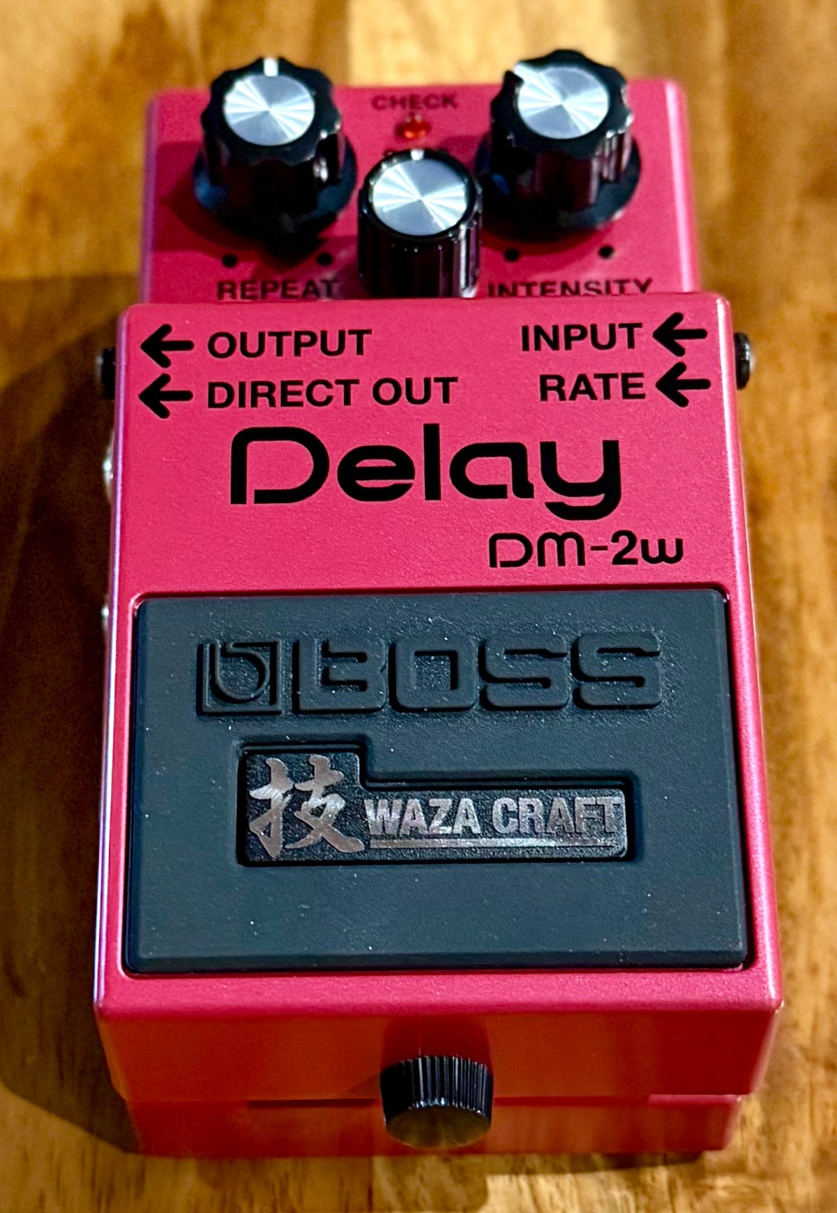 Boss DM-2W Analog Delay Pedal - Taiwan - Dec 2014 ( Pre Owned... With Box...Mint) Z9E0705-Boss-Infinite Music