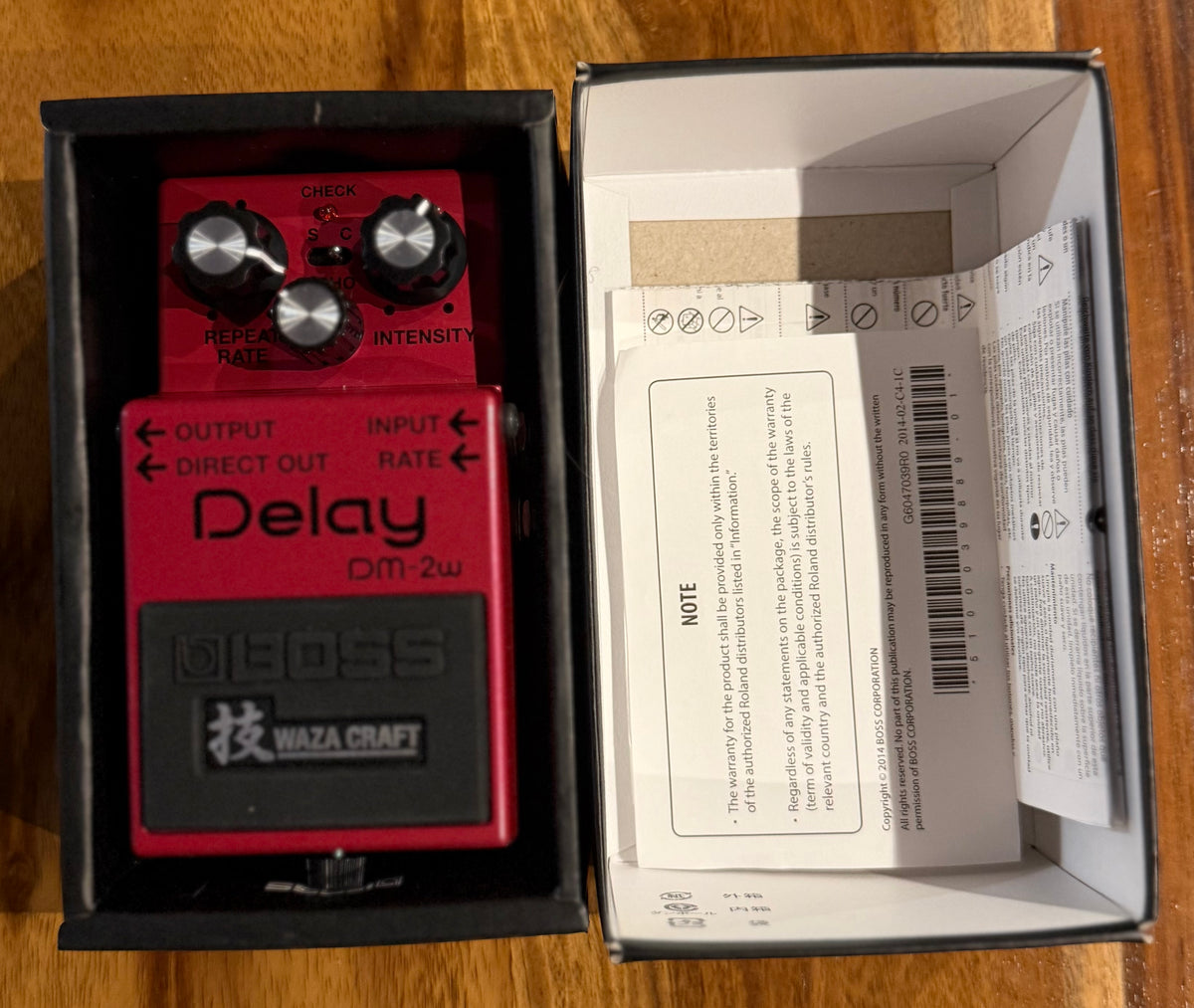 Boss DM-2W Analog Delay Pedal - Taiwan -( Pre Owned... With Box) VELCRO-Boss-Infinite Music