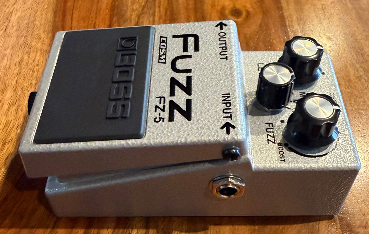 Boss FZ-5 Fuzz Pedal - Taiwan - April 2015 ( Pre Owned... In Box...Mint) C3F2907-Boss-Infinite Music
