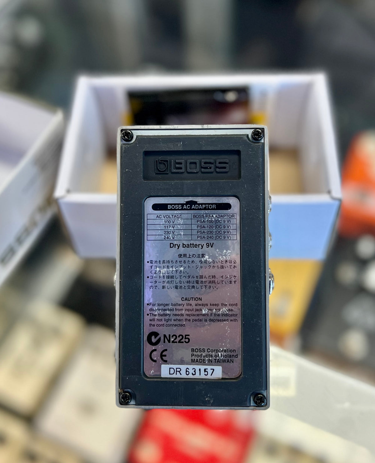 Boss LS-2 Line Selector Pedal (2003) w/box and original paper work - Pre Owned -Boss-Infinite Music