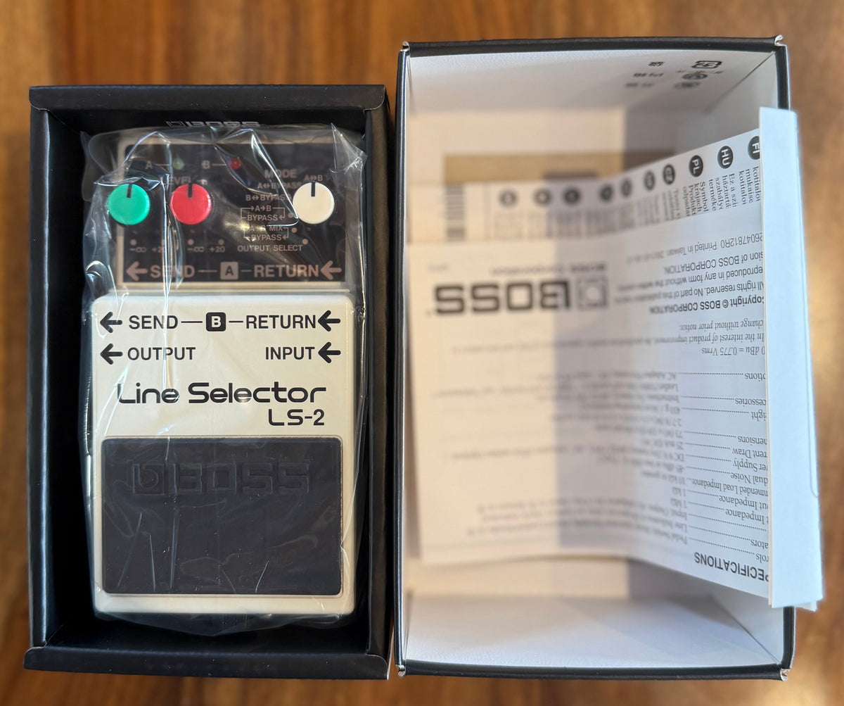 Boss LS-2 Line Selector Pedal- Taiwan - July2015 (Pre Owned...In Box...Mint) J6F0052-Boss-Infinite Music