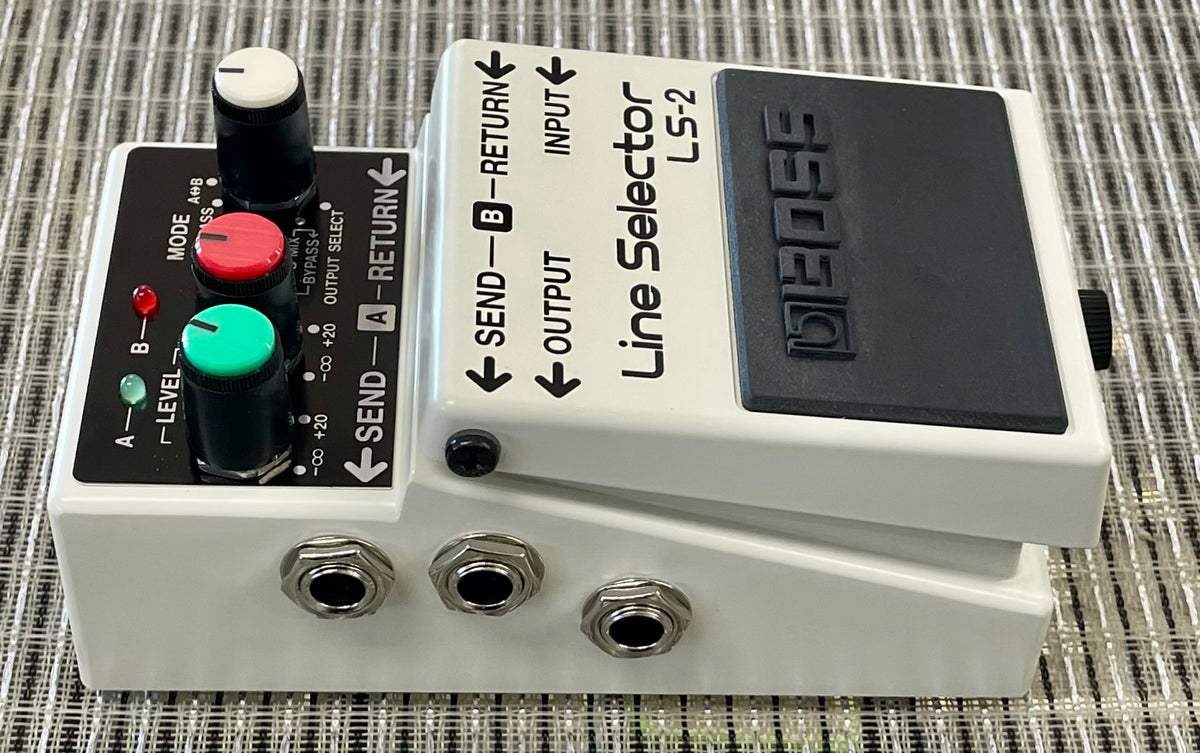 Boss LS-2 Line Selector Pedal- Taiwan - November 2013 (As New... IN BOX) ( Pre Owned) I6D3311-Boss-Infinite Music