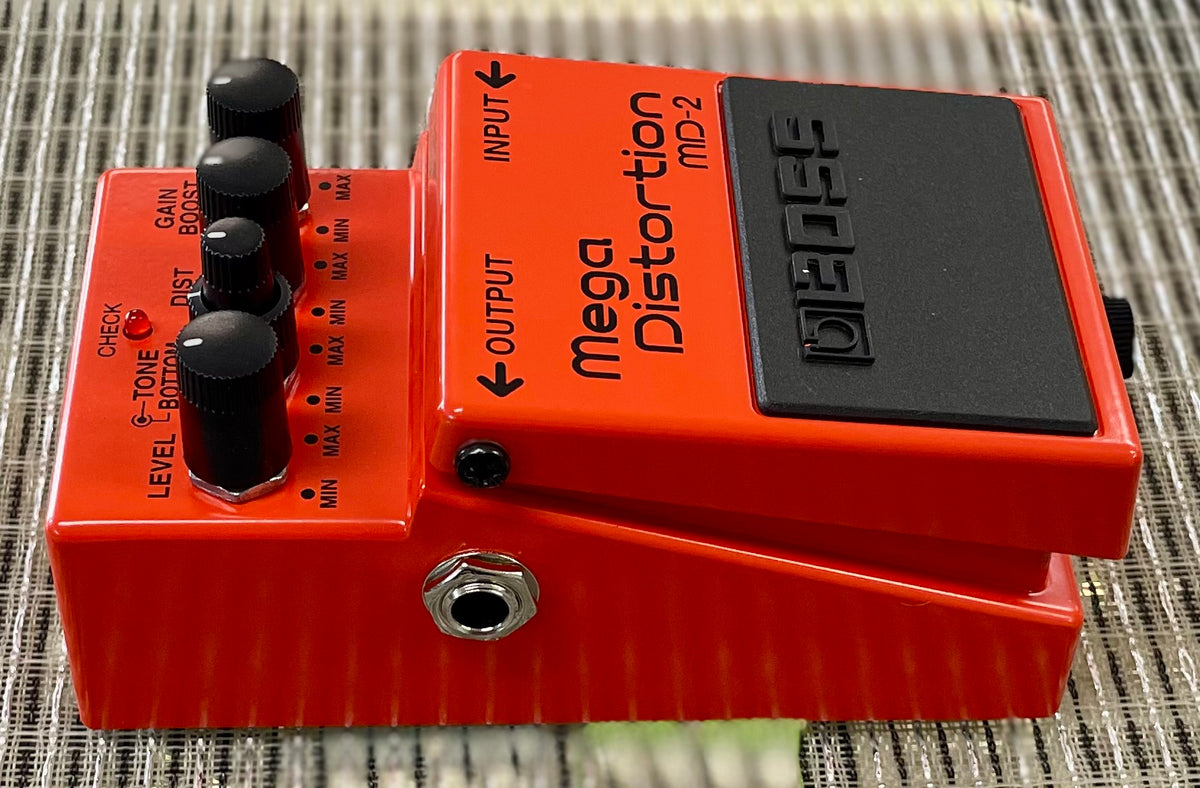 Boss MD-2 Mega Distortion Pedal- Taiwan -August 2013 ( As new - IN BOX) ( Pre Owned) N3D0143-Boss-Infinite Music