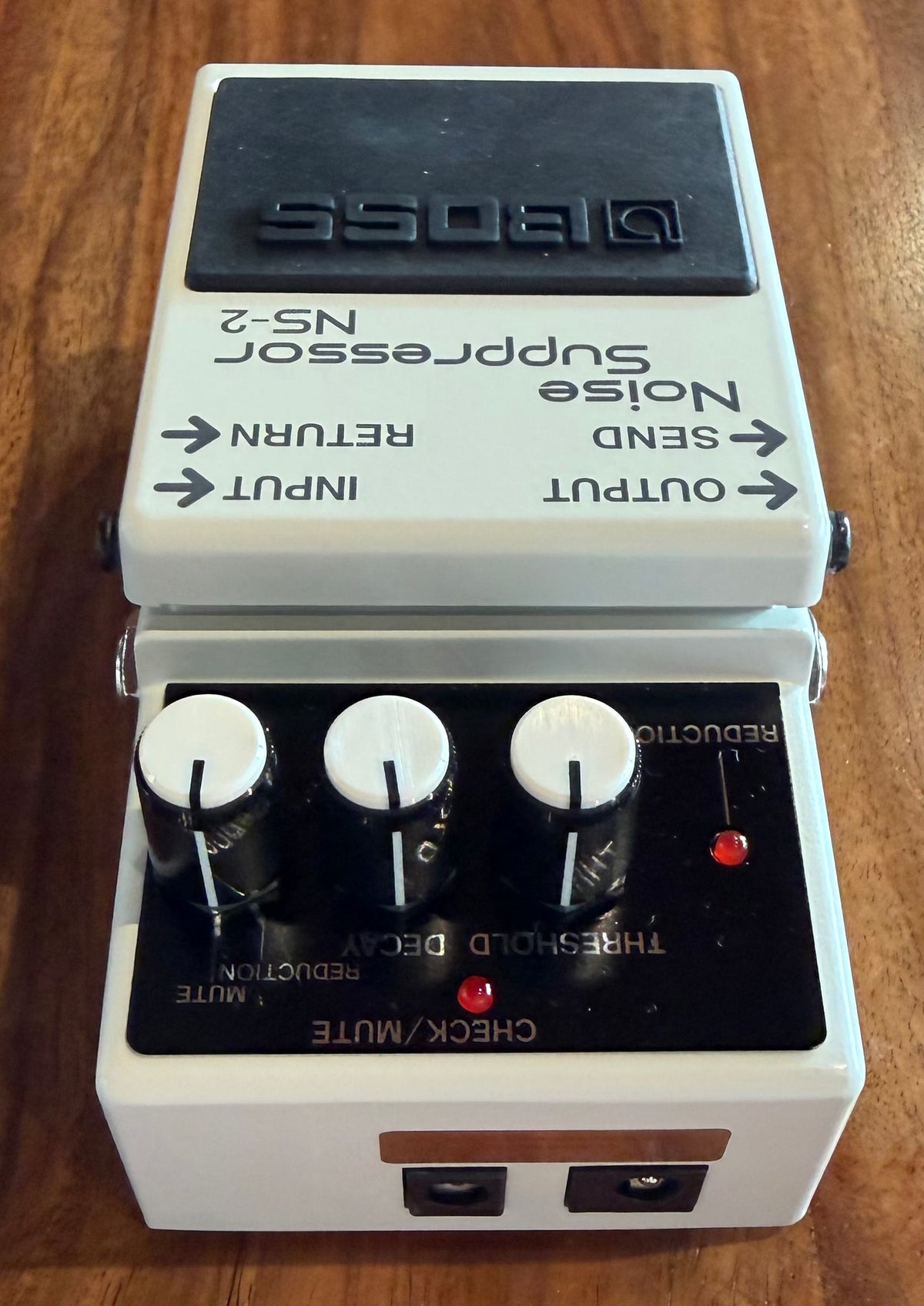 Boss NS-2 Noise Suppressor Pedal - Taiwan - Sep 2013 ( Pre Owned... In Box...Mint) Y4D3762-Boss-Infinite Music