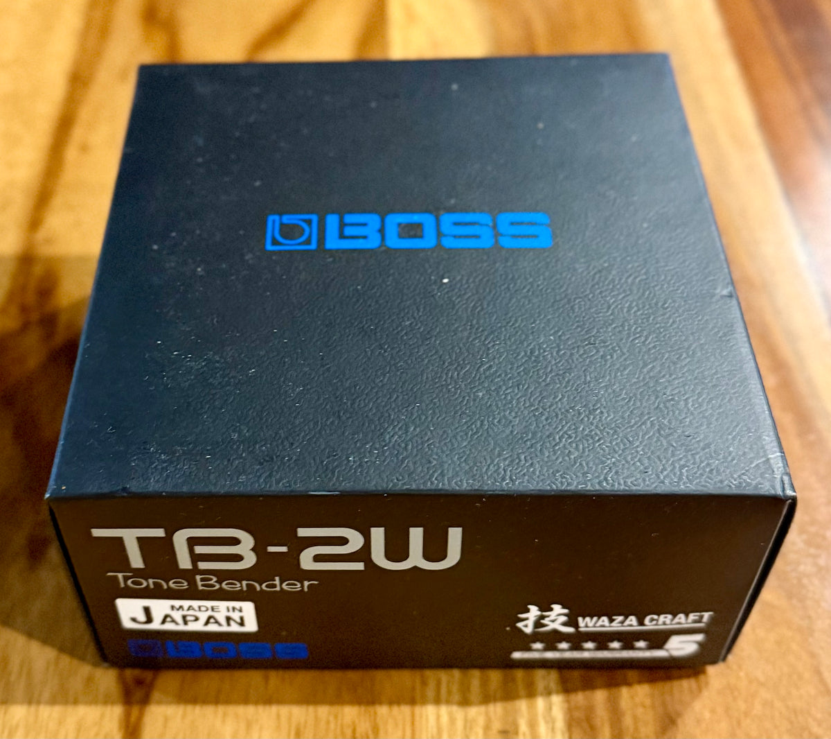Boss TB-2W Tone Bender Guitar Pedal ( Pre Owned... In Box...Mint) 1350-Boss-Infinite Music