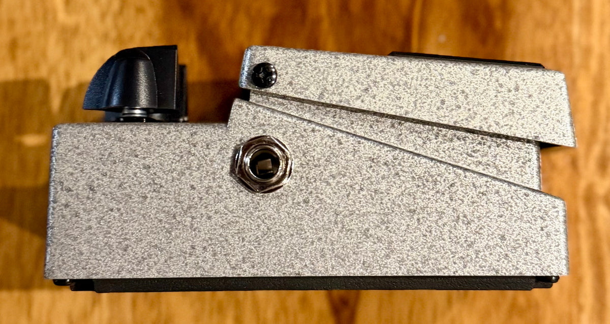 Boss TB-2W Tone Bender Guitar Pedal ( Pre Owned... In Box...Mint) 1350-Boss-Infinite Music