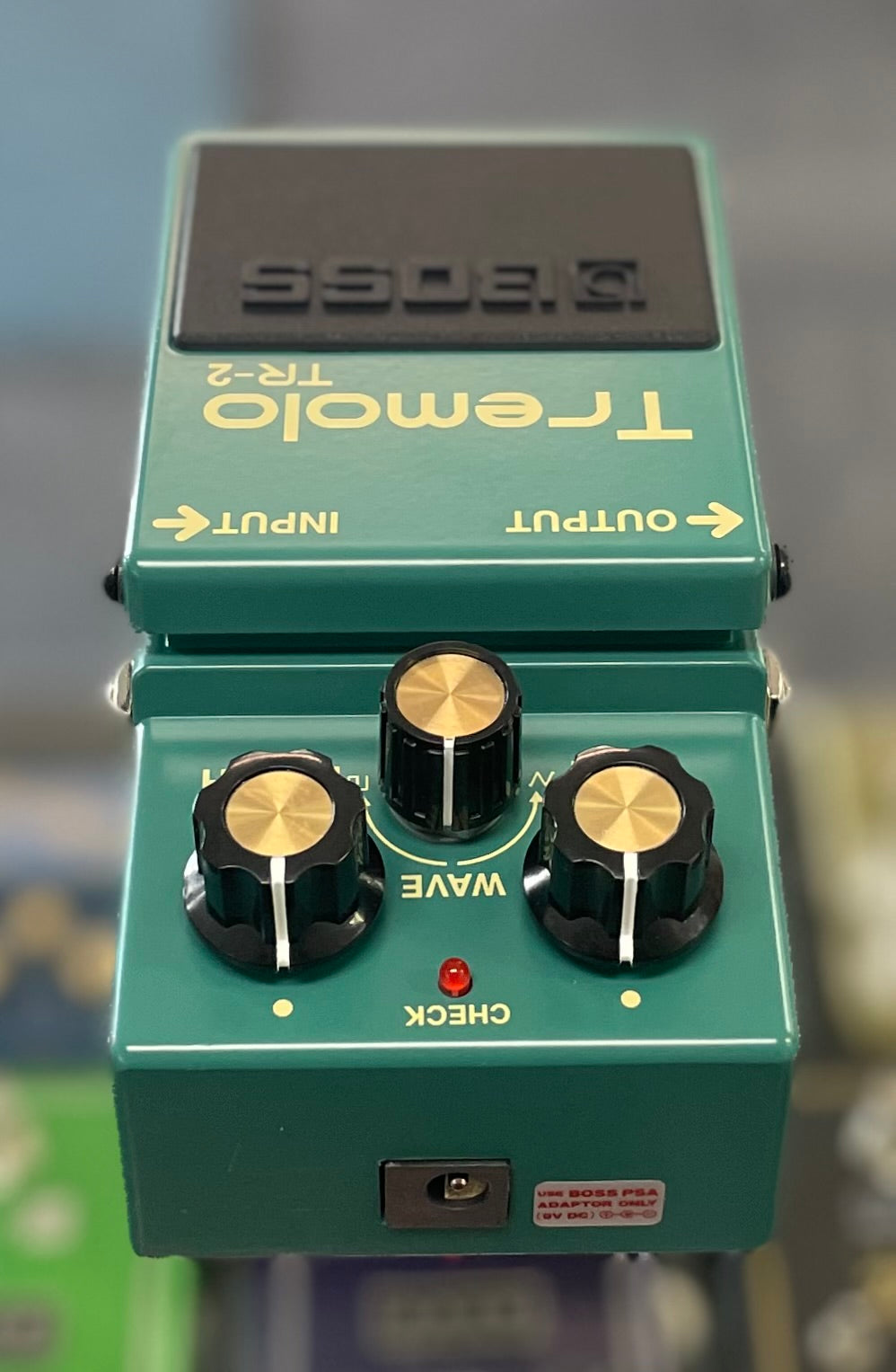 Boss TR-2 Tremolo Pedal - Taiwan -December 2015 ( As new - IN BOX) ( Pre Owned) Q1G6619-Boss-Infinite Music
