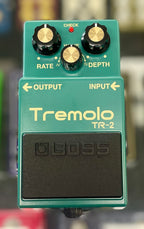 Boss TR-2 Tremolo Pedal - Taiwan -December 2015 ( As new - IN BOX) ( Pre Owned) Q1G6619-Boss-Infinite Music