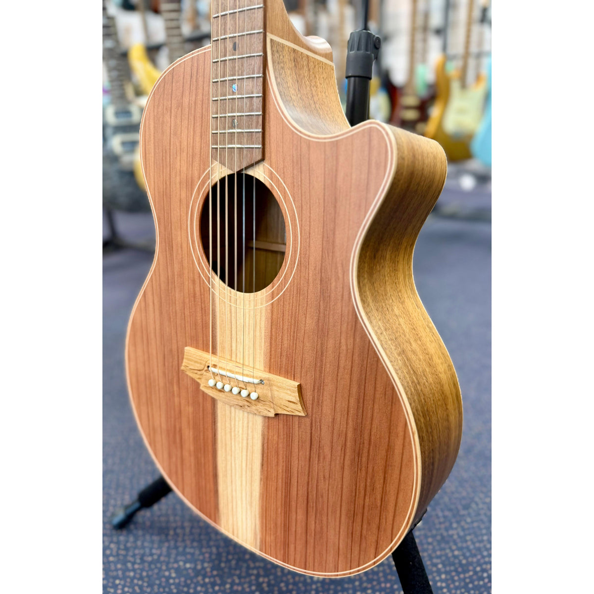 Cole Clark AN2EC-RDBLR Redwood/Blackwood Rosewood Acoustic-Electric Guitar W/- Hard Case-Cole Clark-Infinite Music