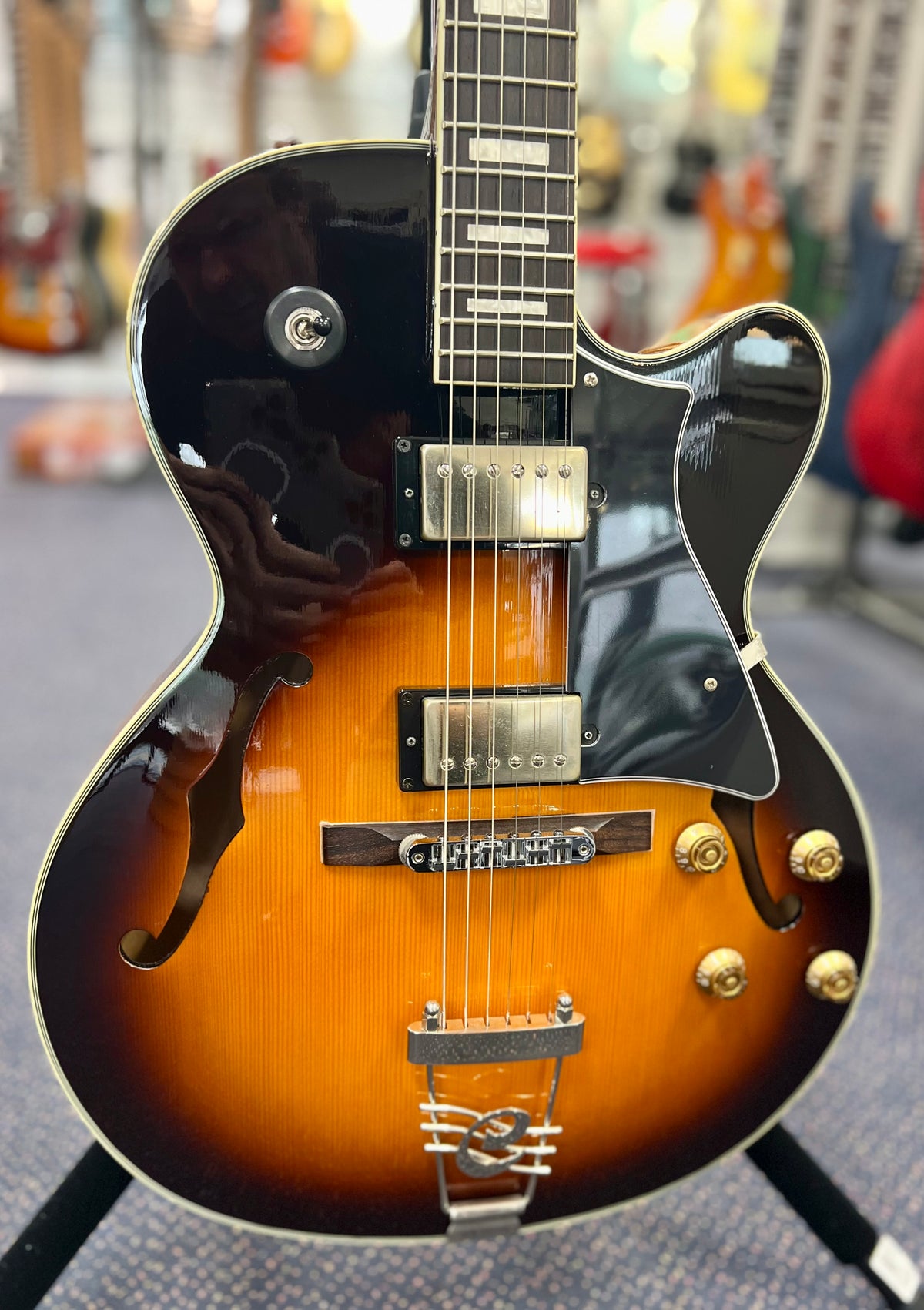 Cort Yorktown Semi Acoustic Jazz Guitar - Tobacco Burst w/- Gig Bag (C21020) (Pre Owned)-Cort-Infinite Music