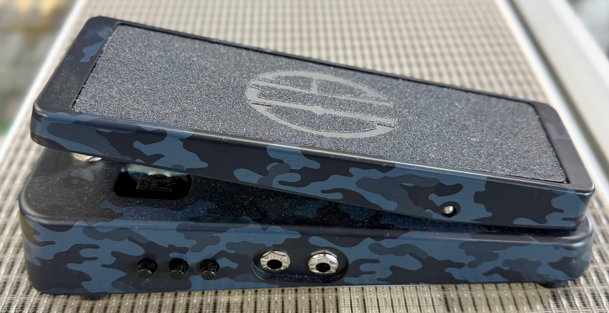 Dunlop GCDB01B Cry Baby From Hell Dimebag Wah Pedal ( Pre Owned...With Box)-Jim Dunlop-Infinite Music
