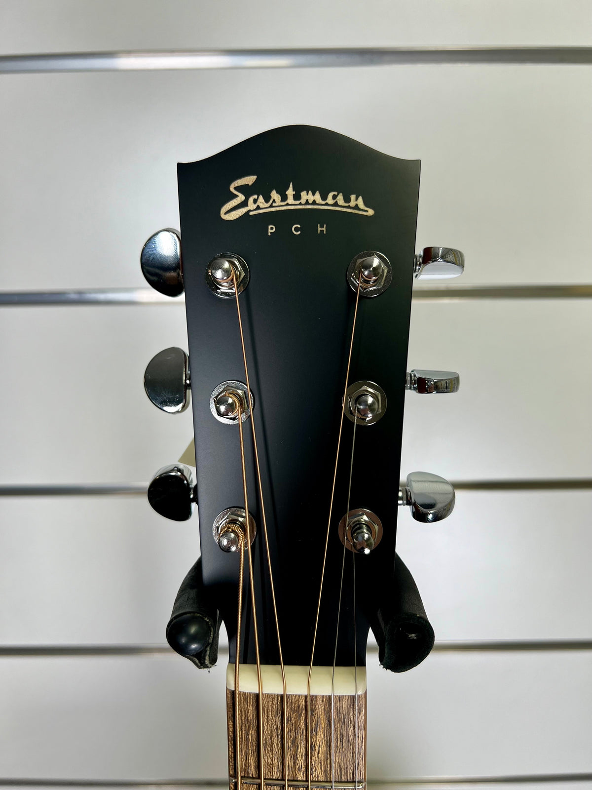 Eastman PCH1-GACE CLA Acoustic Electric Guitar w/- Gig bag-Eastman-Infinite Music