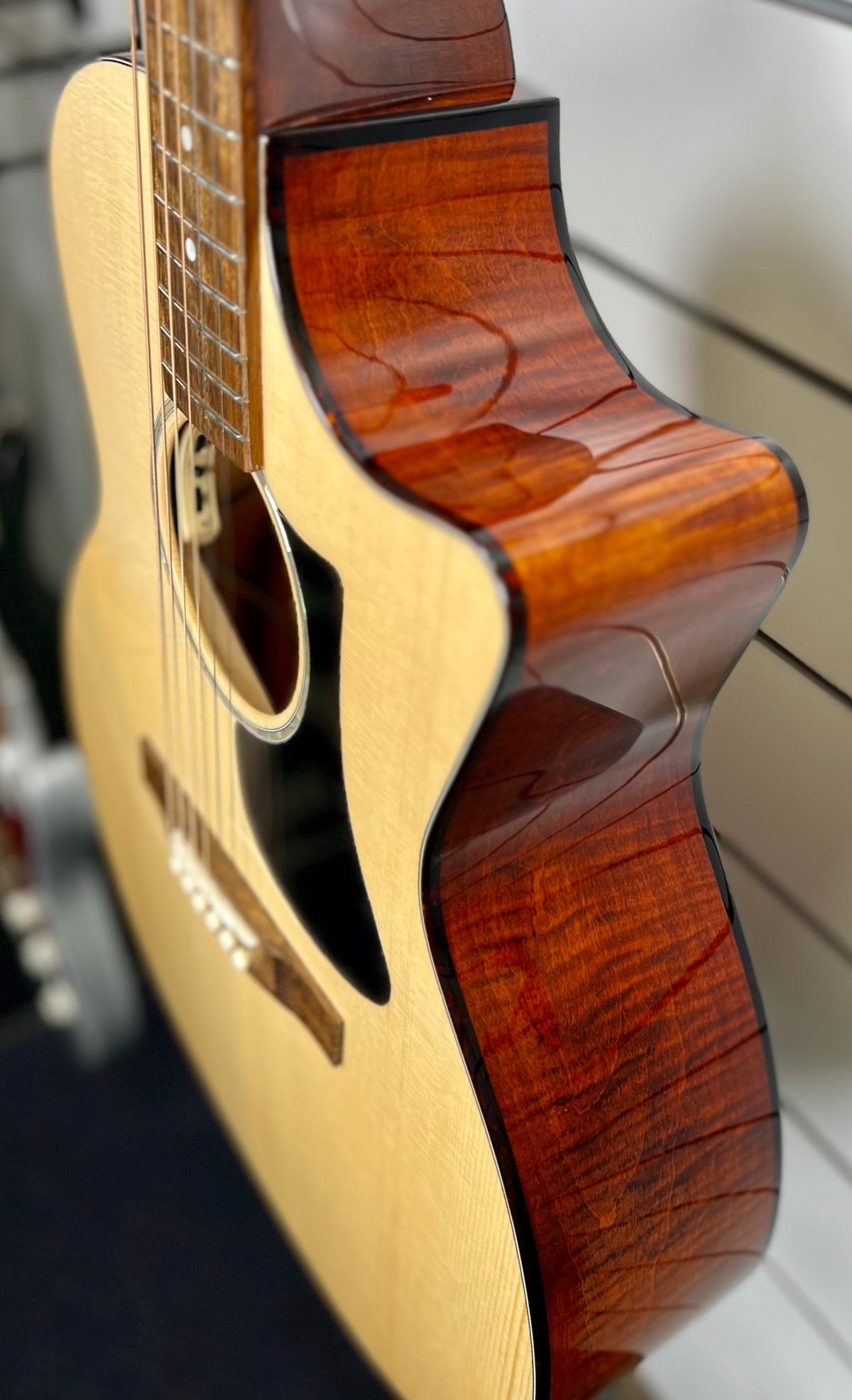 Eastman PCH3-GACE-CLA Grand Auditorium Acoustic Guitar W/- Gig bag-Eastman-Infinite Music