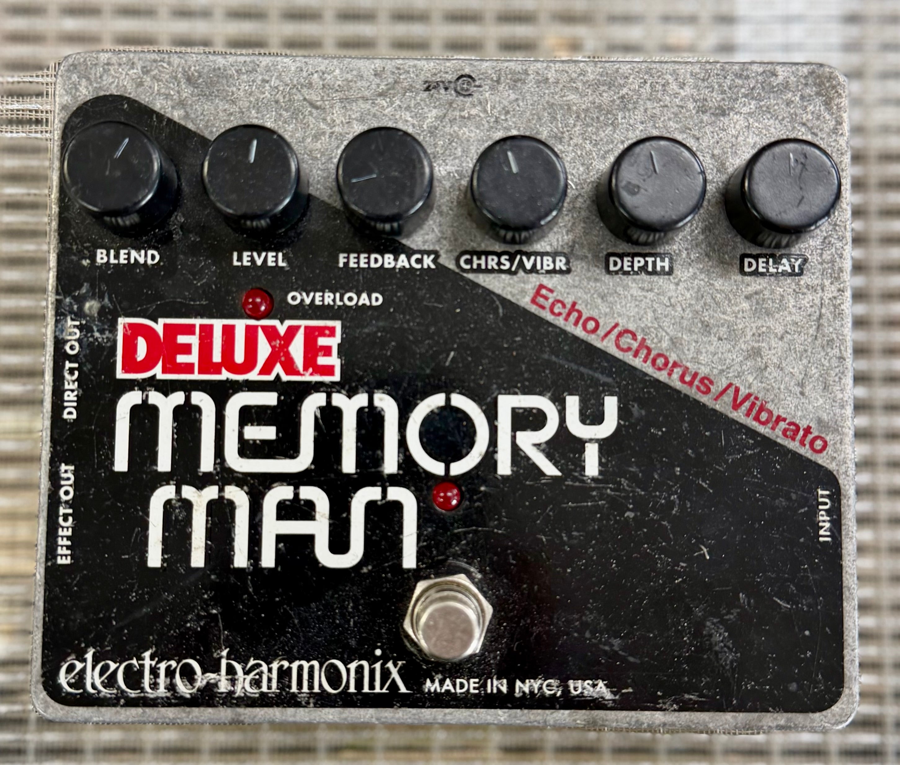 Electro-Harmonix Deluxe Memory Man Analogue Delay / Chorus / Vibrato Pedal Inc Power Adapter (Pre Owned)-Electro-Harmonix-Infinite Music