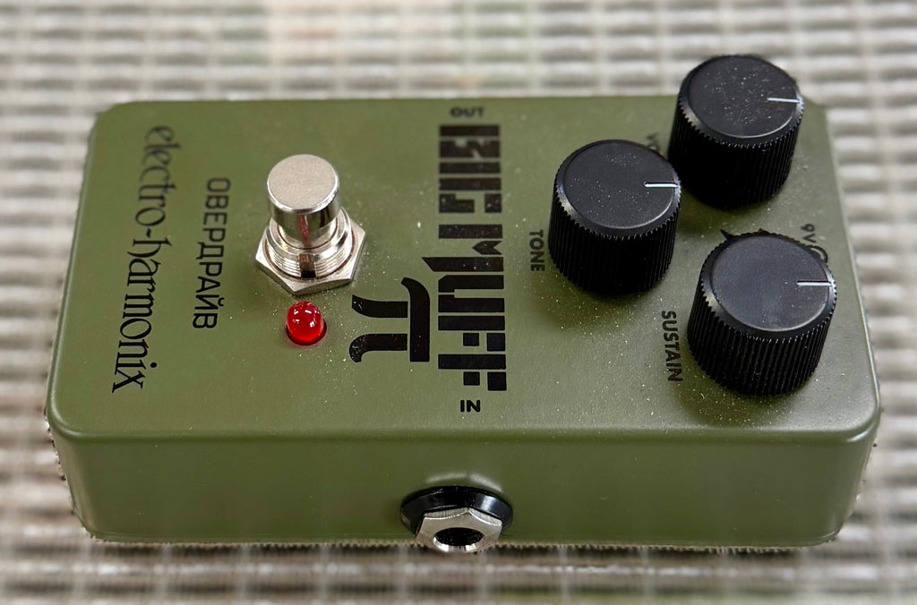 Electro Harmonix Green Russian Big Muff Distortion/Sustainer Pedal (Pre Owned...With Box)-Electro-Harmonix-Infinite Music