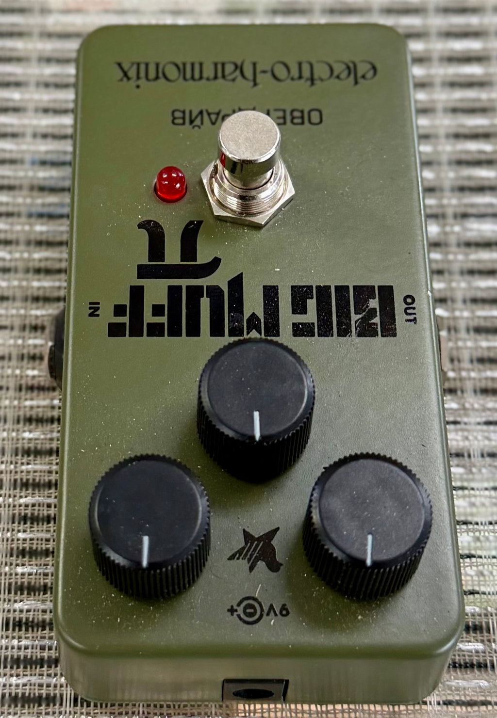 Electro Harmonix Green Russian Big Muff Distortion/Sustainer Pedal (Pre Owned...With Box)-Electro-Harmonix-Infinite Music