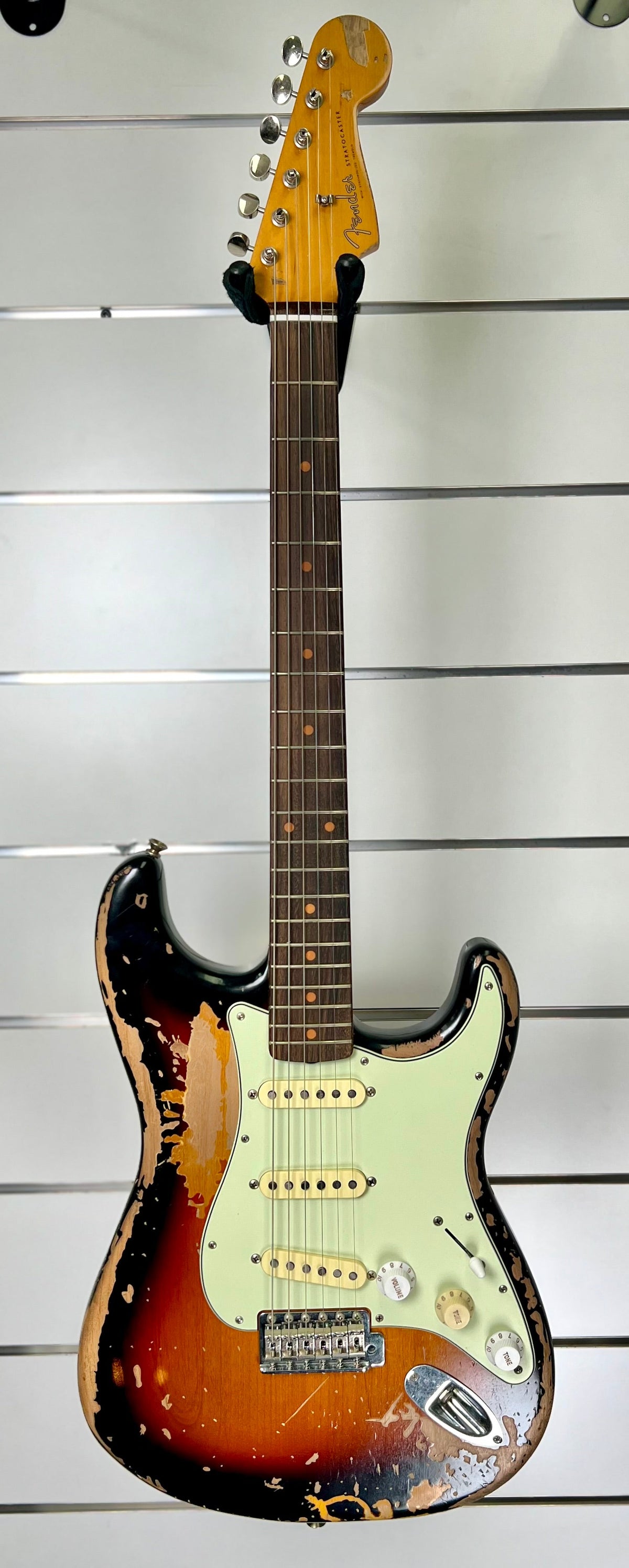 Fender Mike McCready Stratocaster - 3-Color Sunburst -W/- Hardcase and Original Box ( Pre Owned... Excellent Condition)-Fender-Infinite Music