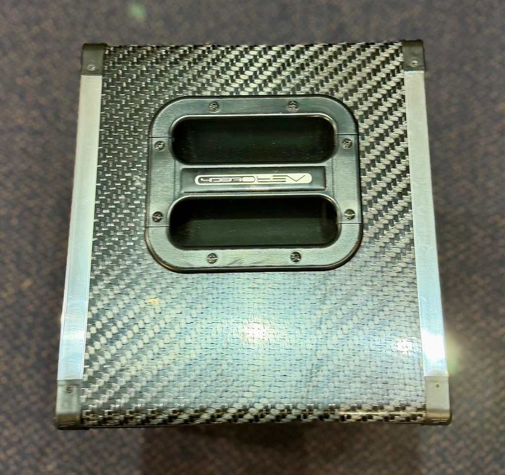 GR Bass AeroTech AT208 Carbon Fiber 2x8 Bass Speaker Cab 500w RMS @ 4Ohms w/- Padded Soft Cover & Box ( Pre Owned-Infinite Music-Infinite Music