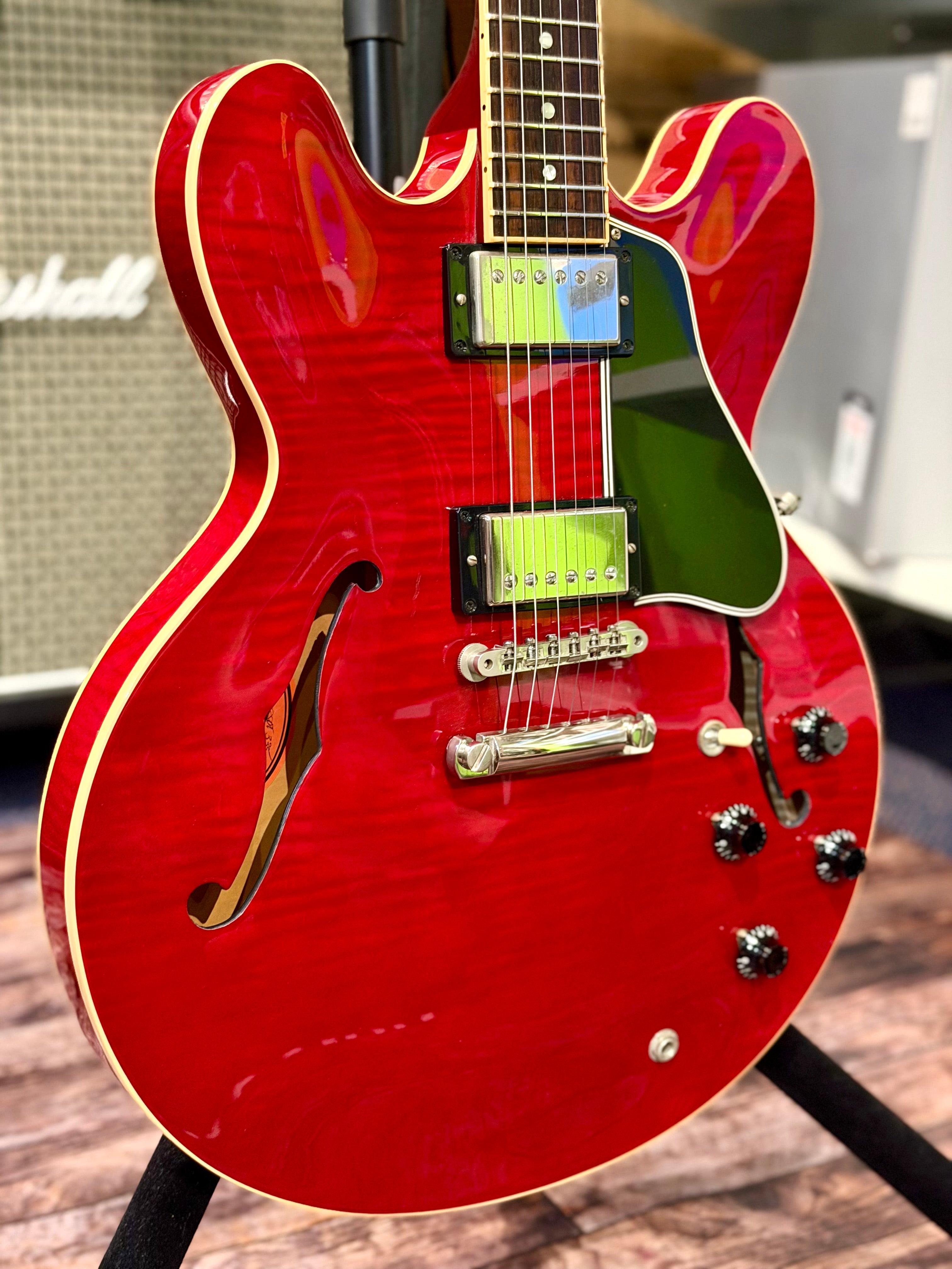 2004 Gibson ES335 Dot Flame Maple - Cherry W/ Hard Case ( Pre Owned )