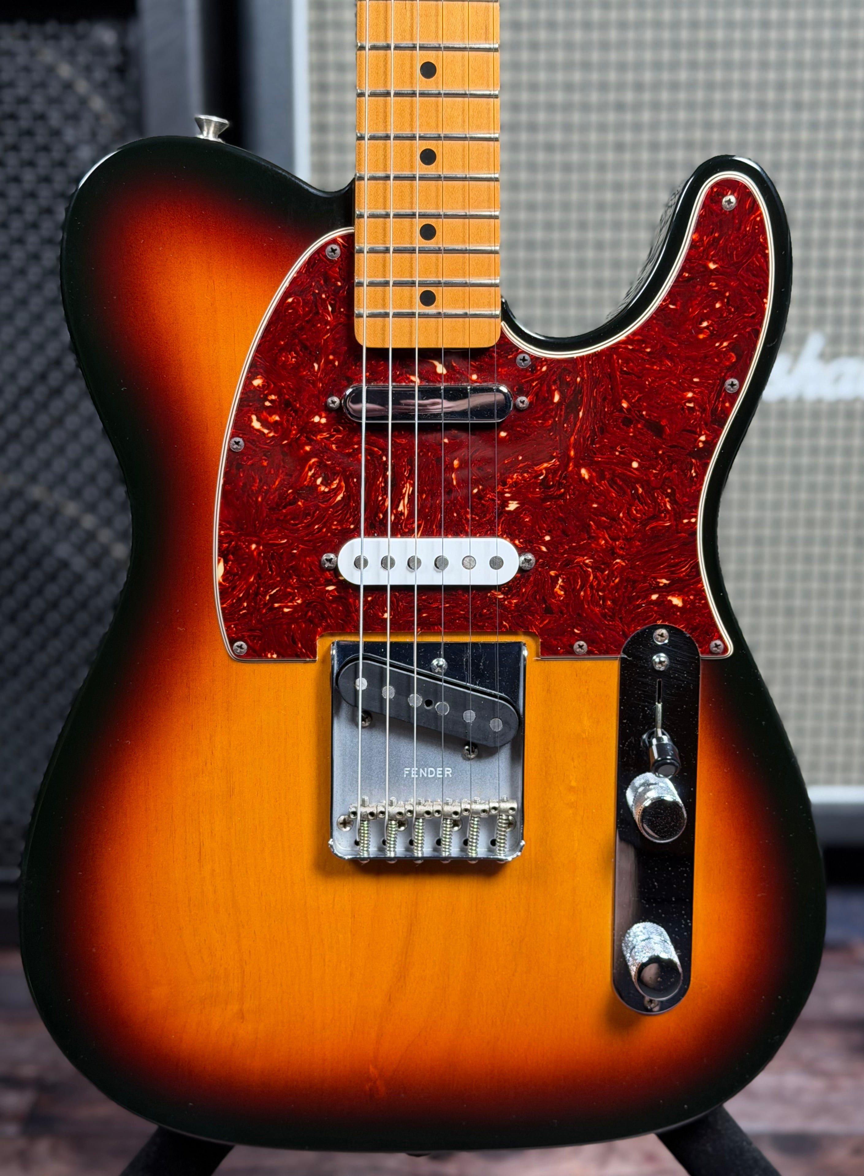 2015 Fender Mexico Deluxe Nashville Tele®, Maple Fingerboard - Brown Sunburst W/ Hard Case ( Pre Owned )