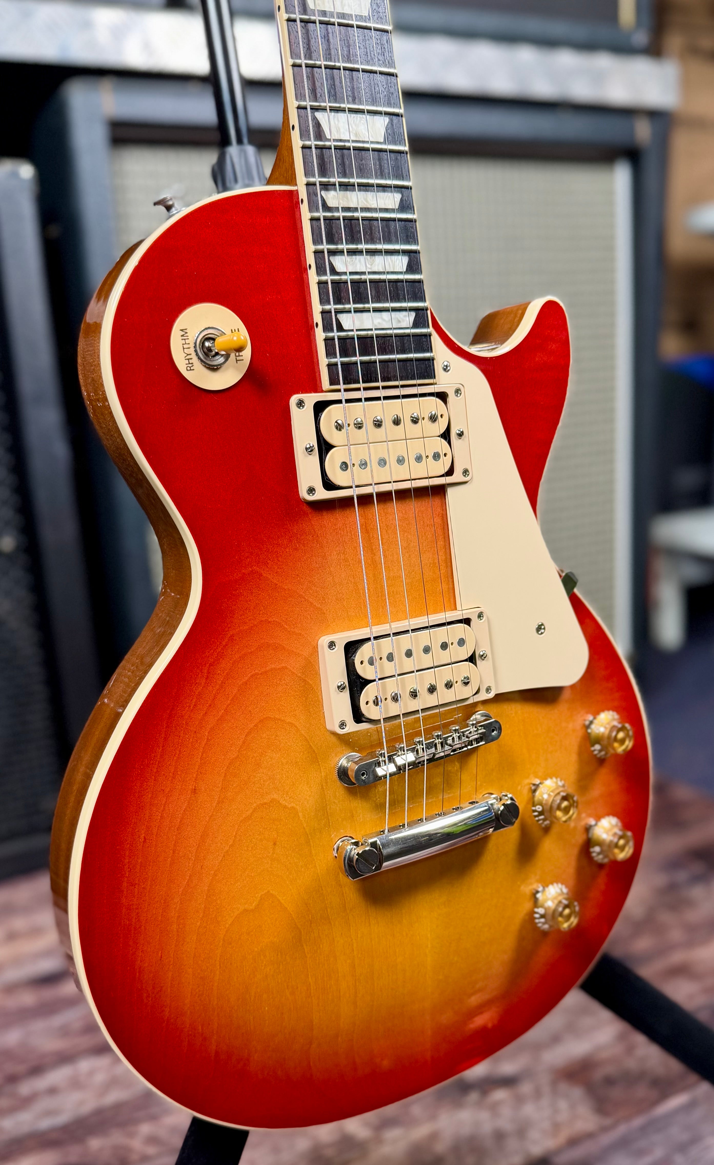 2025 Gibson Les Paul Standard 50's Double Trouble - Vintage Cherry Sunburst W/Hard case, etc ( Pre Owned )