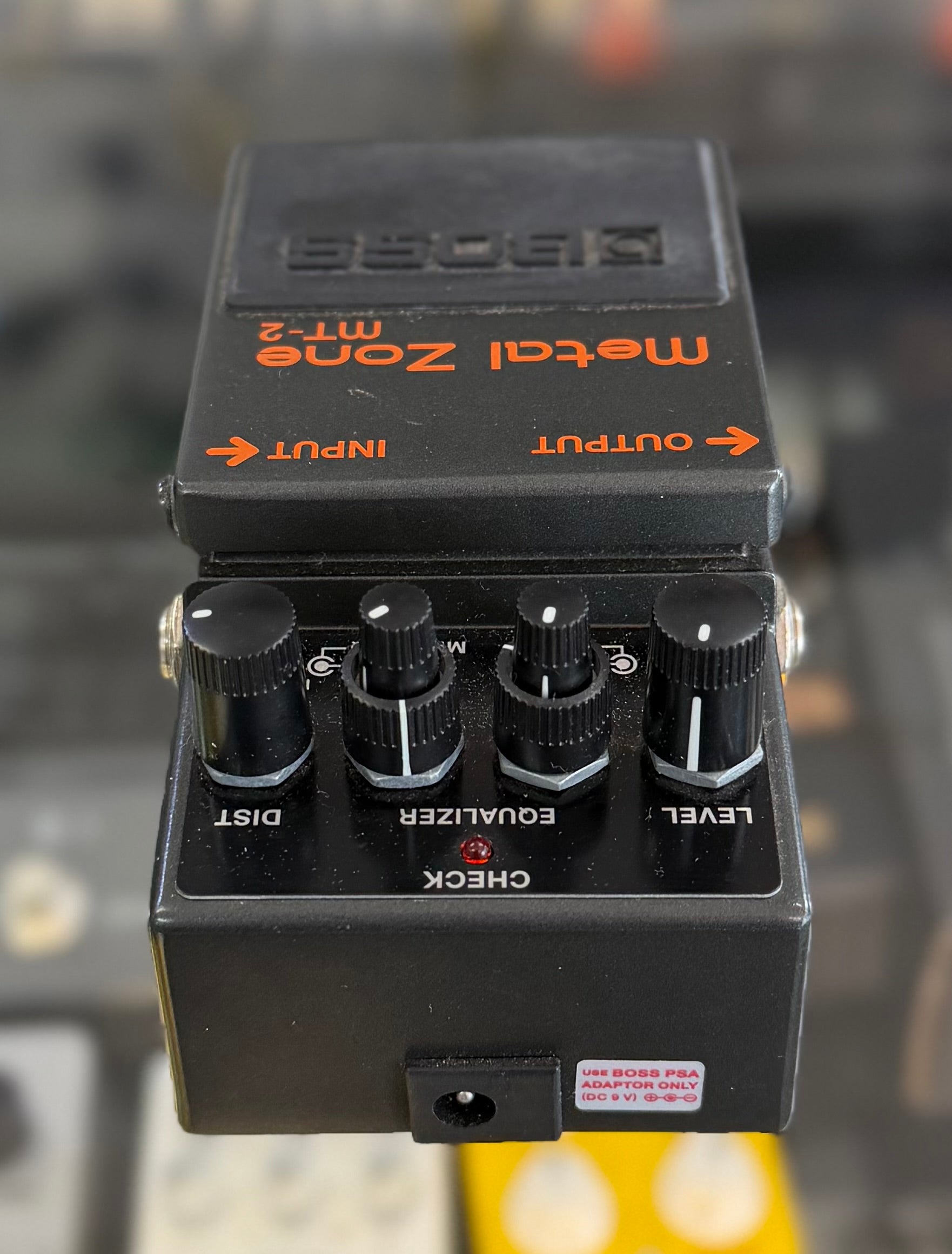 Boss MT-2 Metal Zone Guitar Pedal (Pre Owned... No Box)