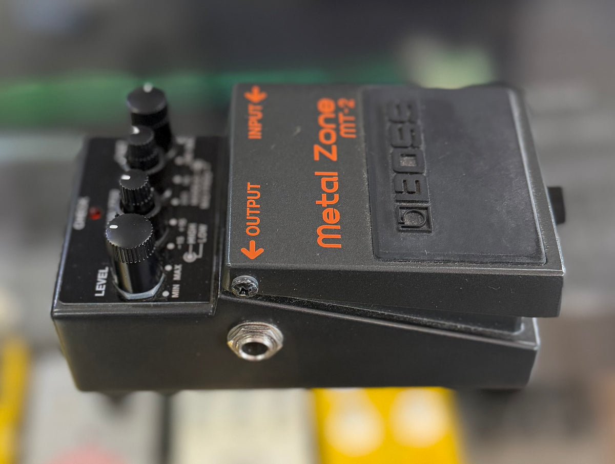 Boss MT-2 Metal Zone Guitar Pedal (Pre Owned... No Box)