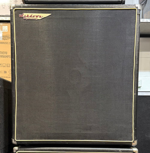 2011  Ashdown 450 WATT BASS QUADBOX 4 X 10 INCH SPKRS DEEP CAB ( Pre Owned) Serial 2011007536