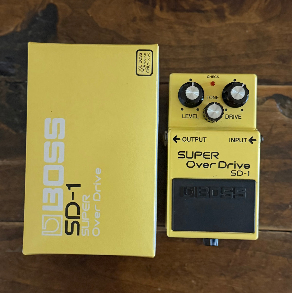 Boss SD-1 Super Overdrive Pedal- Taiwan - October 2003- With Box( Pre Owned ) QR57915