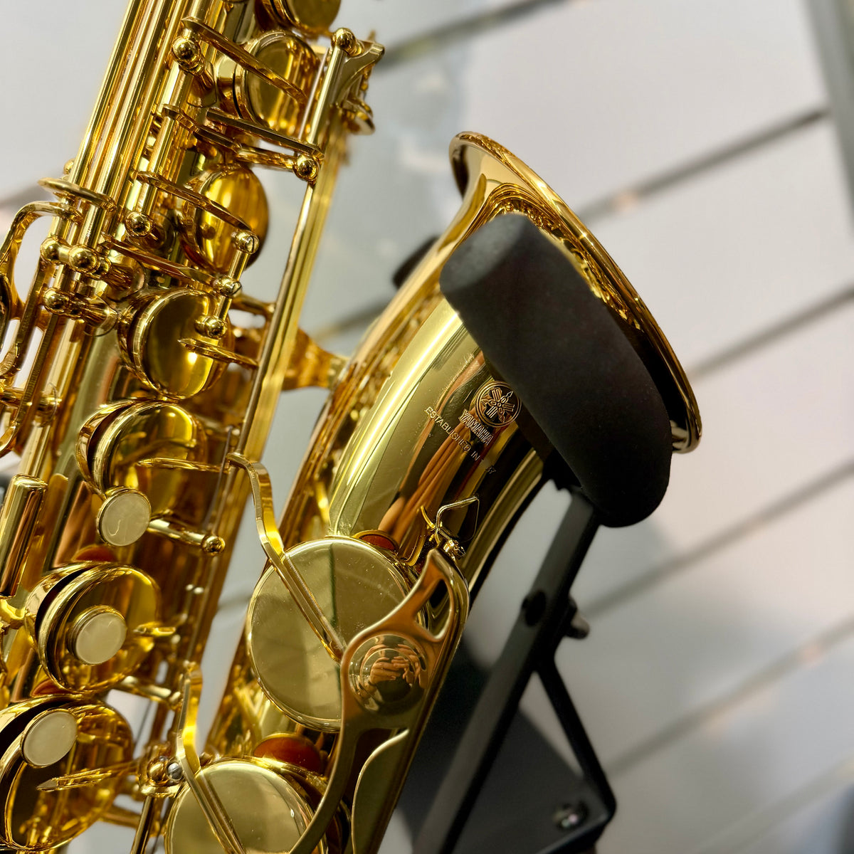 Yamaha YAS-275 Alto Sax - Japan w/-Case and Acc's- 2006 - Serviced & Excellent Condition ( Pre Owned )