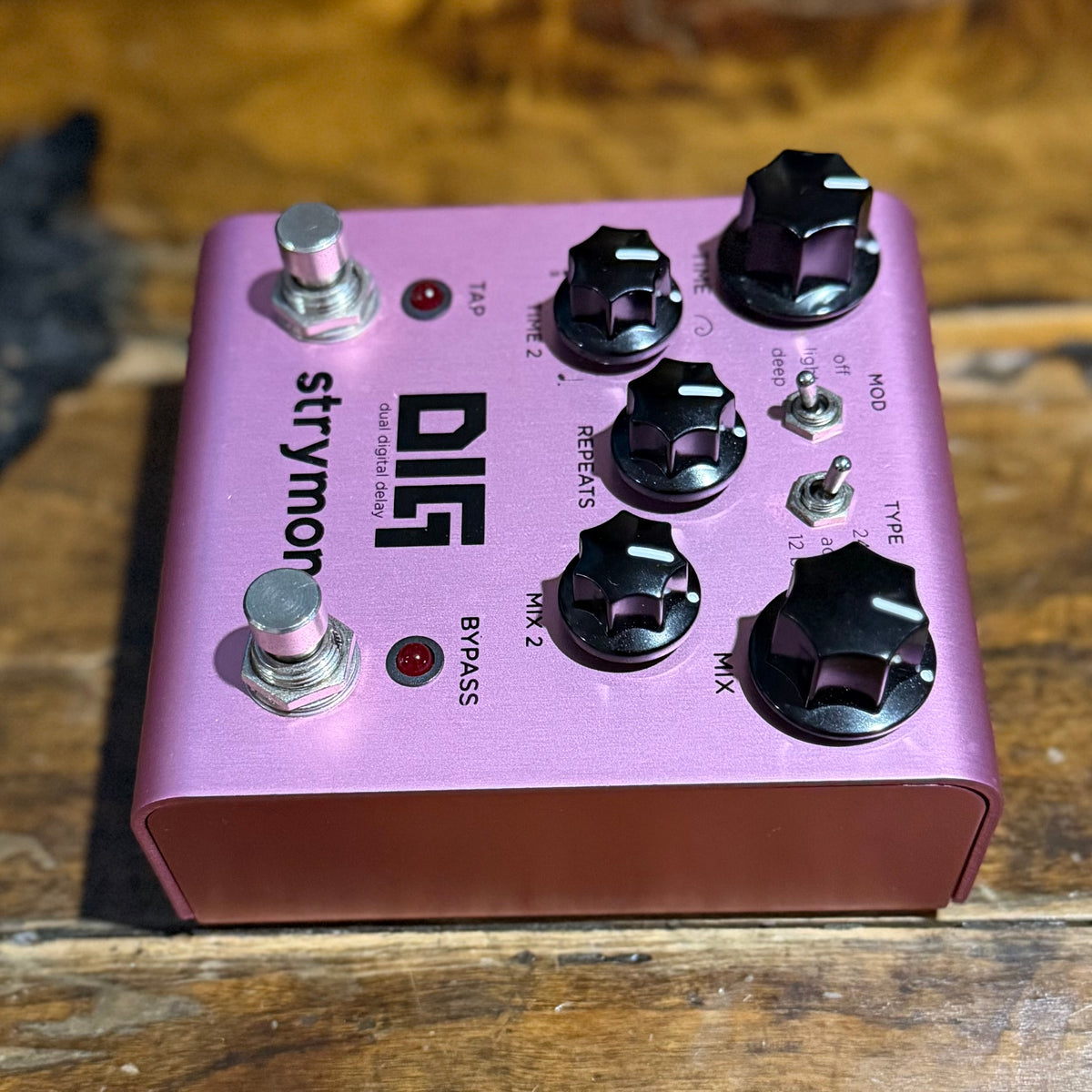 Strymon DIG Dual Digital Delay Pedal - V1 ( Pre Owned ) S18-39574