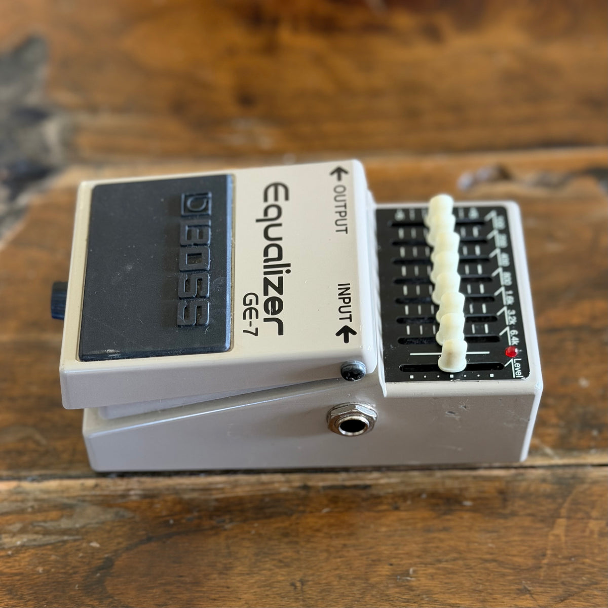 Boss GE-7 Graphic EQ Pedal - Taiwan - ( Pre Owned )