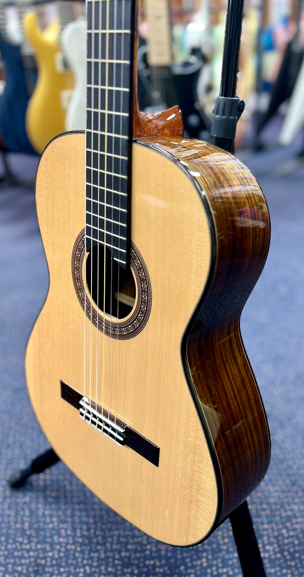 Katoh MCG115S Classical Guitar w/- Hard Case (Pre Owned)-Katoh-Infinite Music