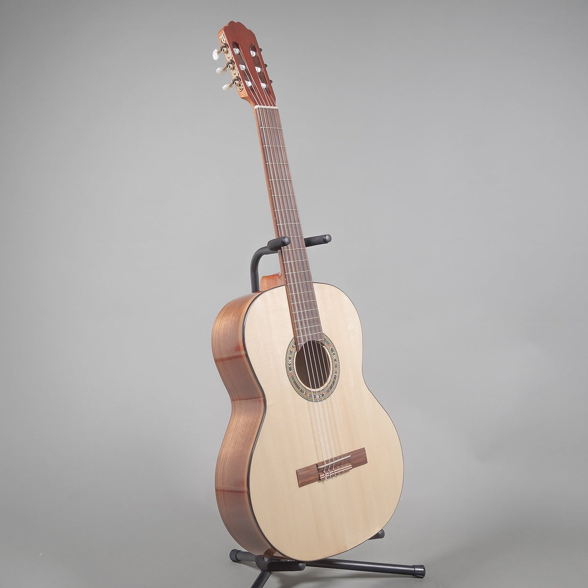Kremona Rondo Classical Guitar with Case-Kremona-Infinite Music