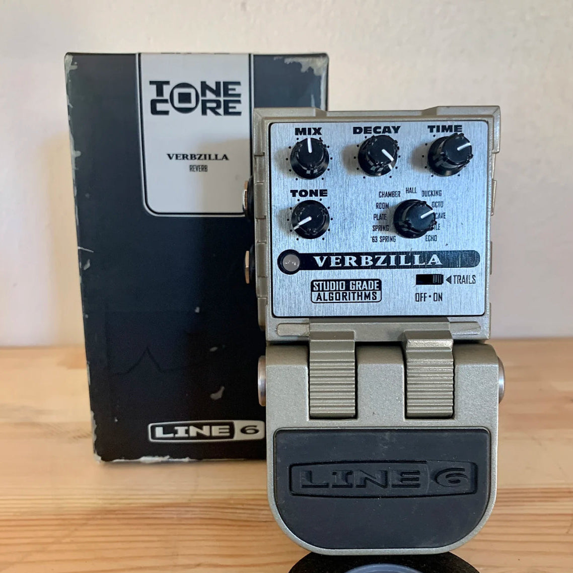 Line 6 ToneCore Verbzilla Reverb Pedal W- Box, etc. - Pre Owned -Line 6-Infinite Music