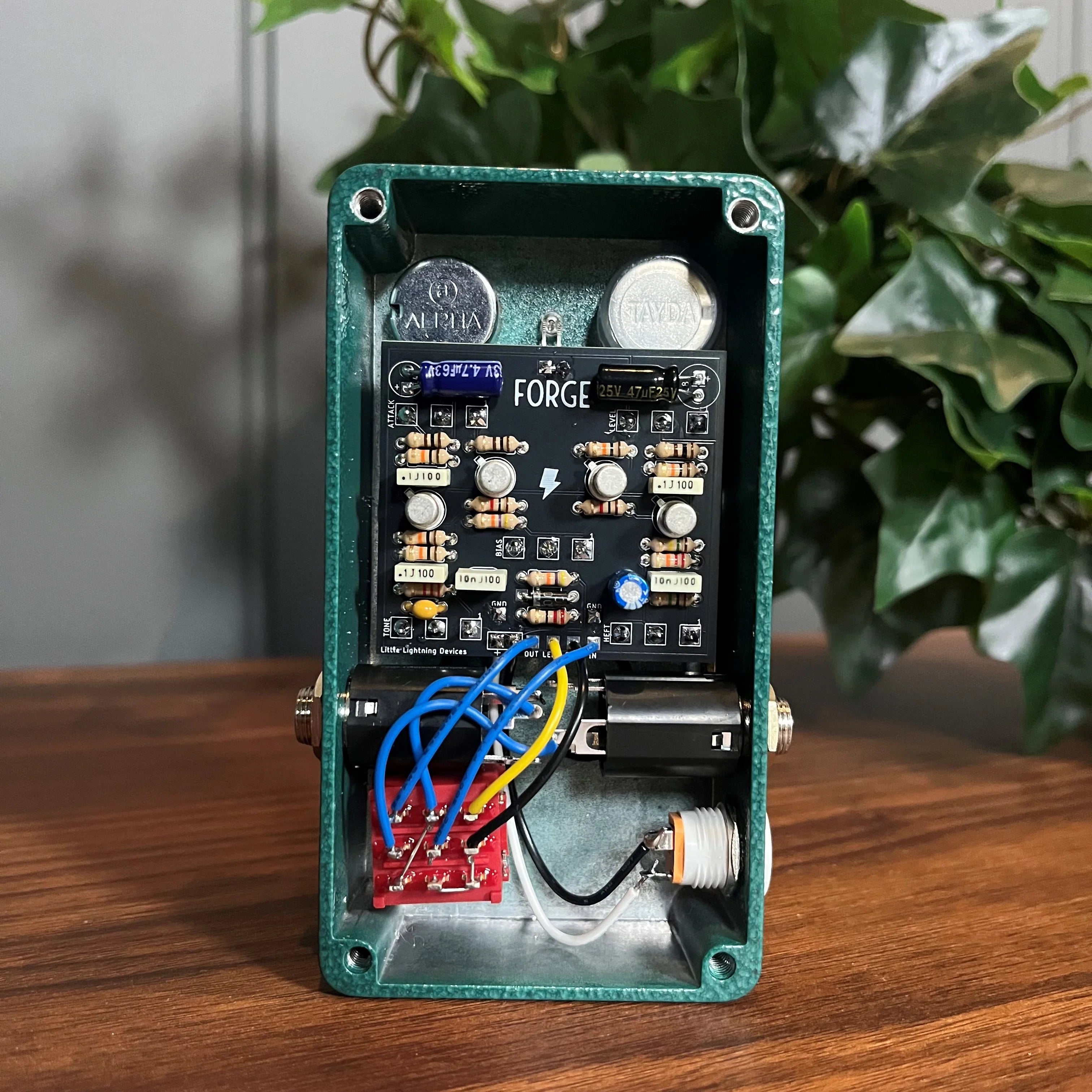 Little Lightning Devices FORGE Silicon Fuzz Effects Pedal- Emerald Green-Little Lightning Devices-Infinite Music