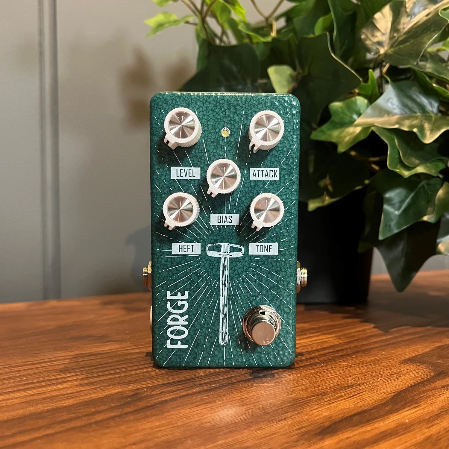 Little Lightning Devices FORGE Silicon Fuzz Effects Pedal- Emerald Green-Little Lightning Devices-Infinite Music