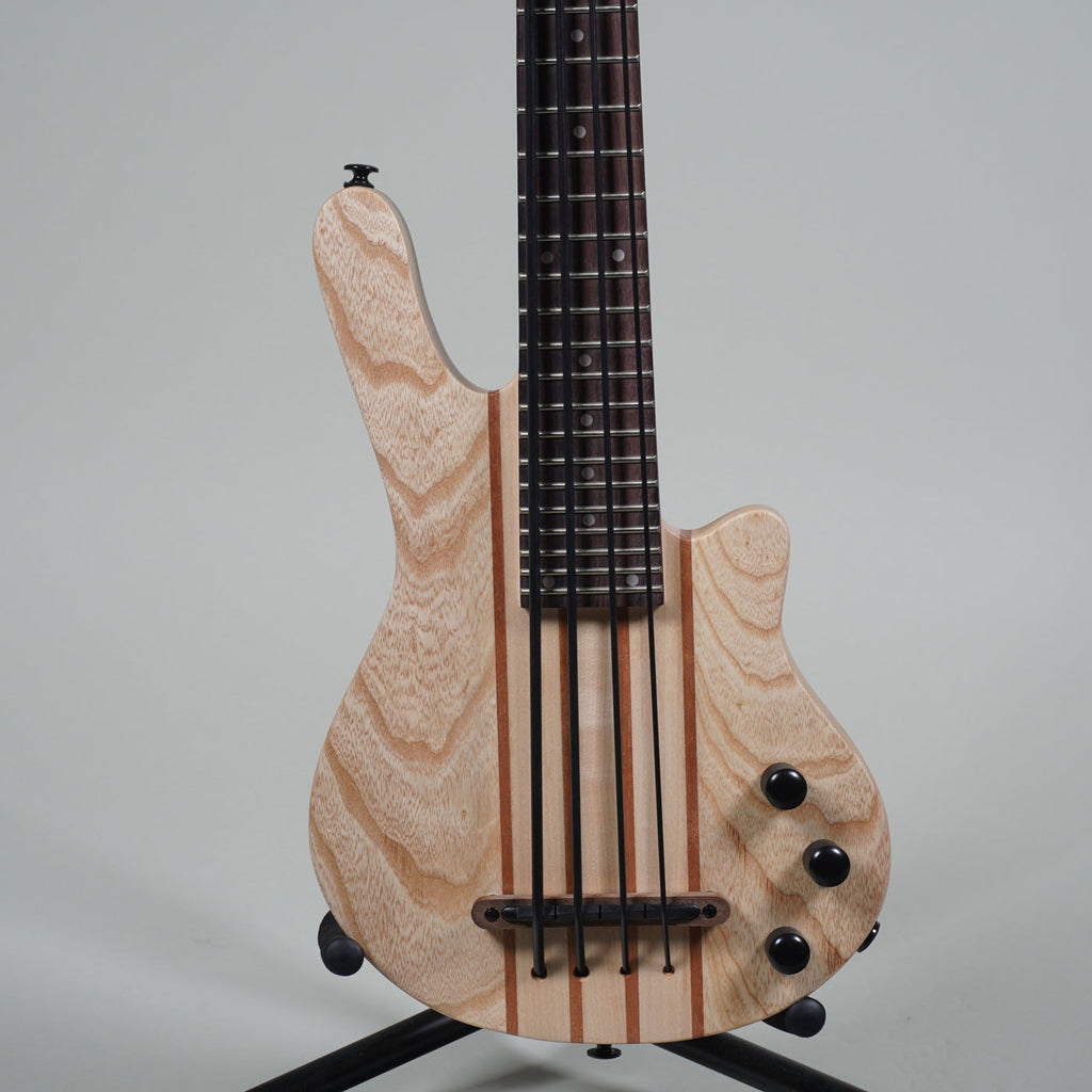 Mahalo Electric Bass Ukulele-Mahalo-Infinite Music